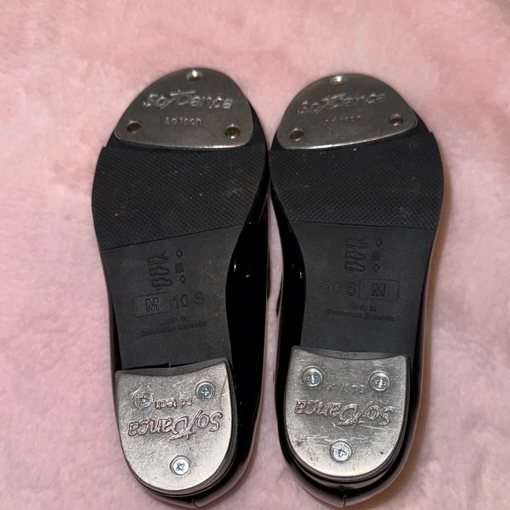 Girls Tap Dance Shoes** Bundle 5+ items and name your offer!!! 💖💞